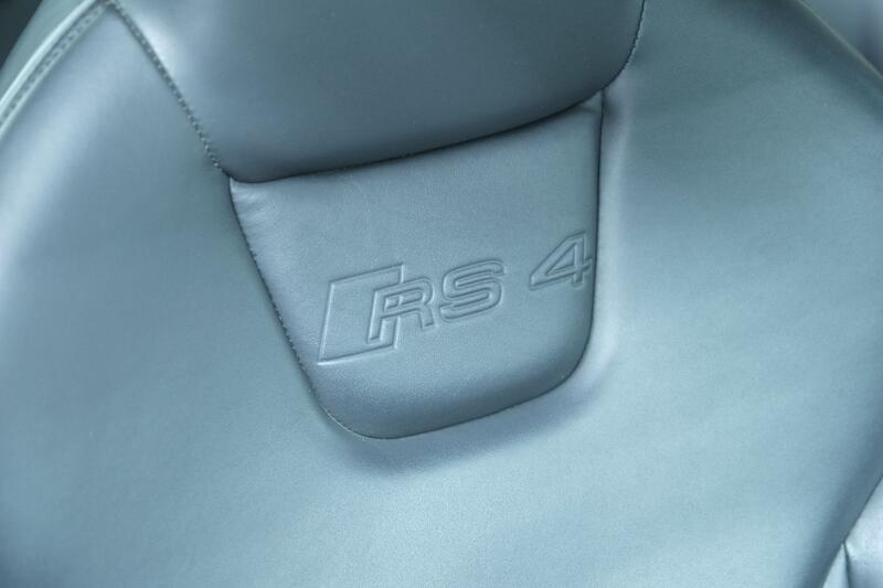AUDI RS4