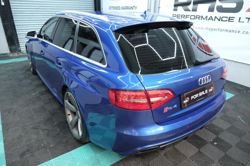 AUDI RS4