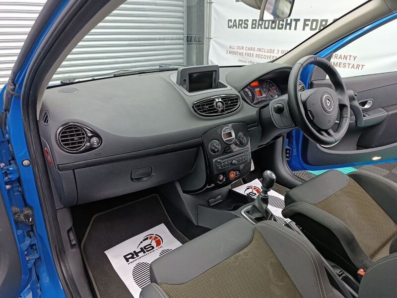 RENAULT CLIO